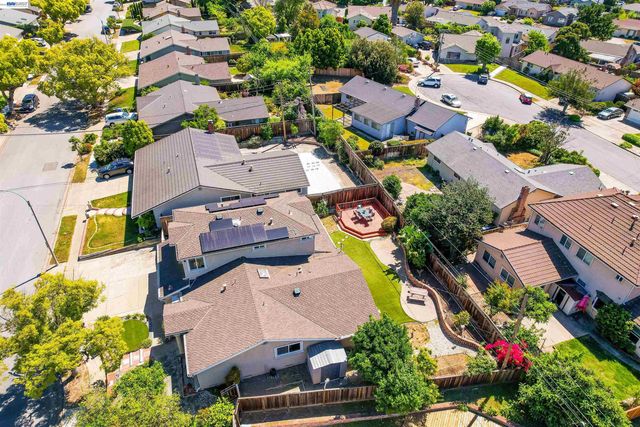 2076 Mento Dr, Fremont, CA 94539