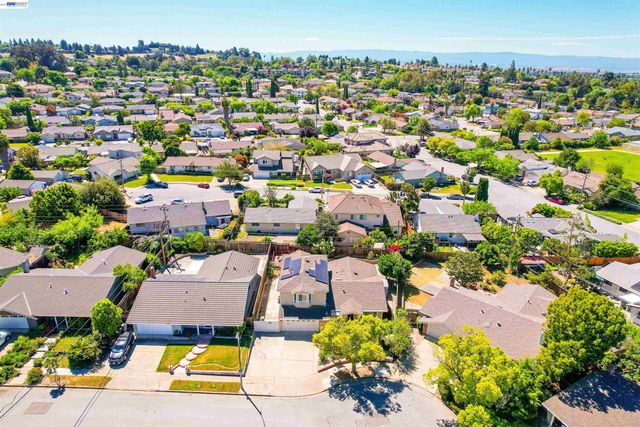 2076 Mento Dr, Fremont, CA 94539