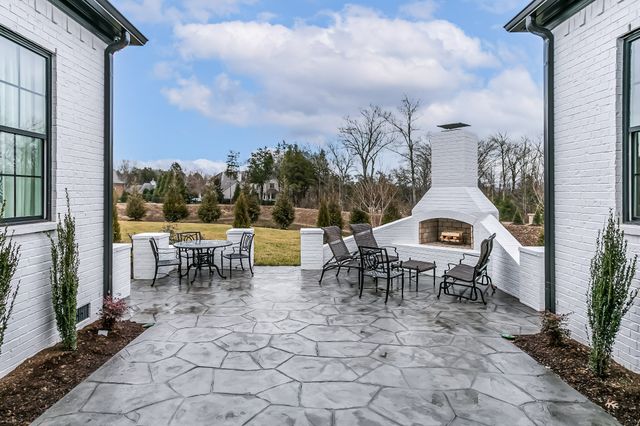 1957 Napa Dr, Brentwood, TN 37027
