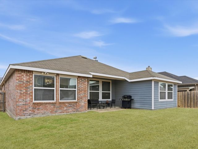 2003 Uvalde Drive, Forney, TX 75126