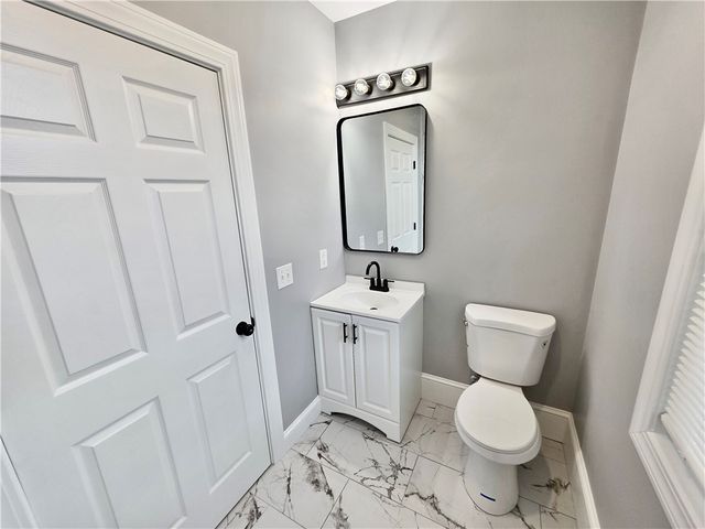 73 Vernon Street 2, Providence, RI 02903