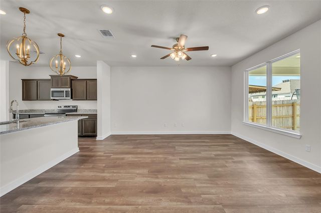 151 Timbo DR, Jarrell, TX 76537