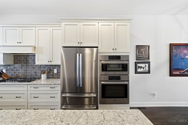 221 W Fifteenth Street, Cincinnati, OH 45202