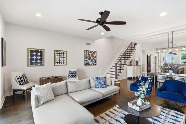 221 W Fifteenth Street, Cincinnati, OH 45202