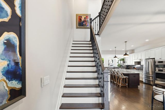 221 W Fifteenth Street, Cincinnati, OH 45202