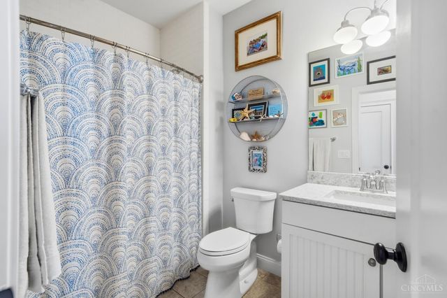 221 W Fifteenth Street, Cincinnati, OH 45202