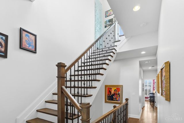 221 W Fifteenth Street, Cincinnati, OH 45202