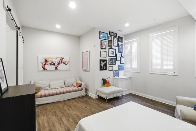 221 W Fifteenth Street, Cincinnati, OH 45202