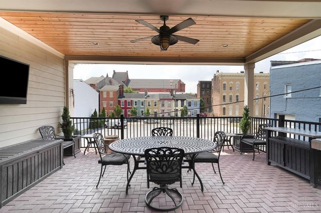 221 W Fifteenth Street, Cincinnati, OH 45202