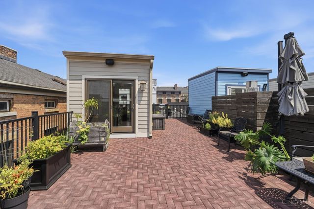 221 W Fifteenth Street, Cincinnati, OH 45202