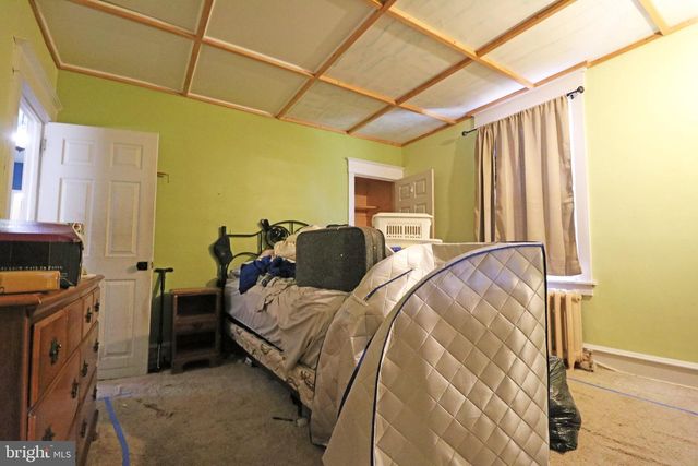 1402 MAIN ST, Darby, PA 19023