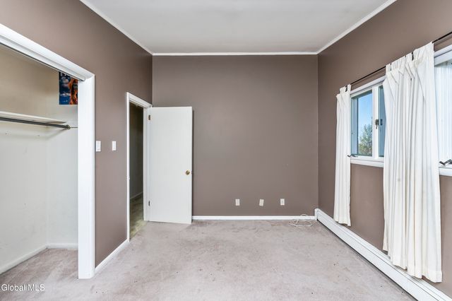 875 Bulls Head Road, Amsterdam, NY 12010