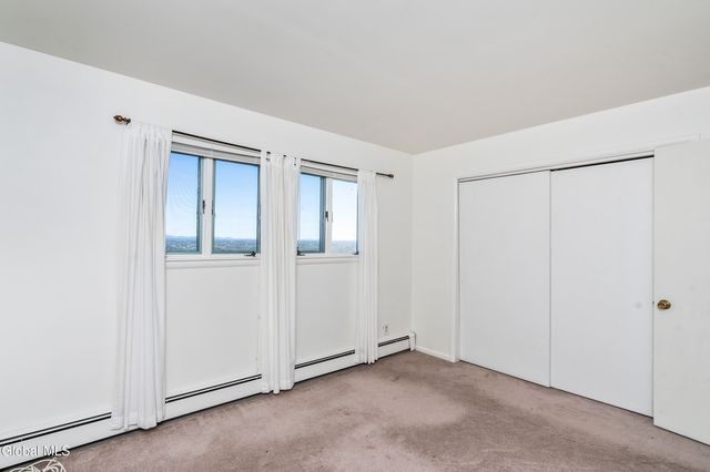 875 Bulls Head Road, Amsterdam, NY 12010