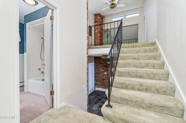 875 Bulls Head Road, Amsterdam, NY 12010