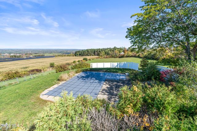 875 Bulls Head Road, Amsterdam, NY 12010