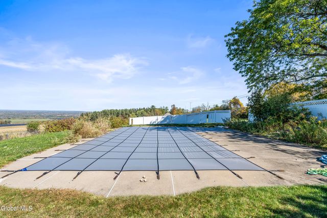 875 Bulls Head Road, Amsterdam, NY 12010