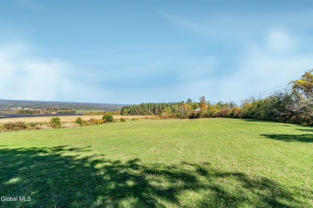 875 Bulls Head Road, Amsterdam, NY 12010