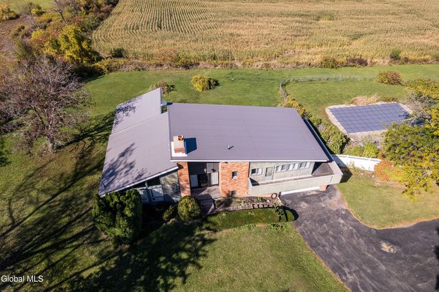 875 Bulls Head Road, Amsterdam, NY 12010