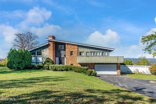 875 Bulls Head Road, Amsterdam, NY 12010