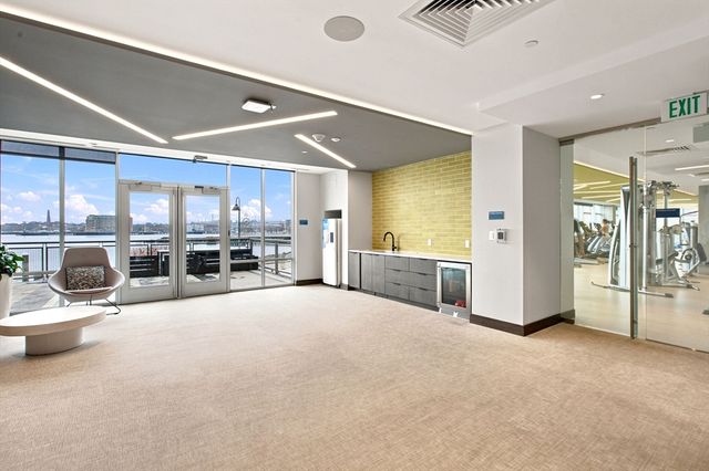45 Lewis St 511, Boston, MA 02128