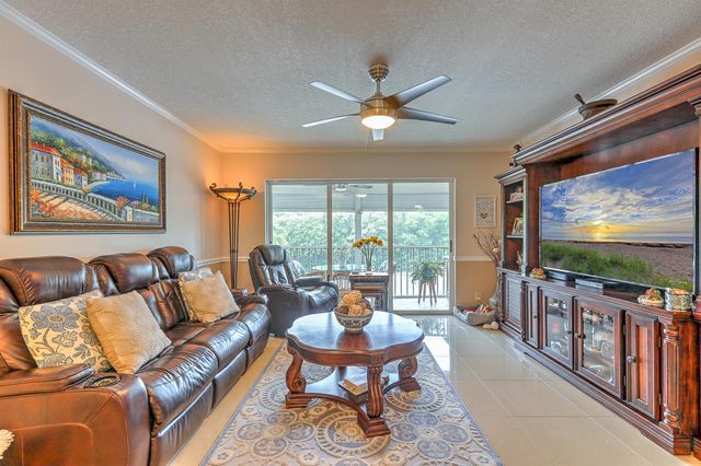 4452 NE Ocean Boulevard C2, Jensen Beach, FL 34957