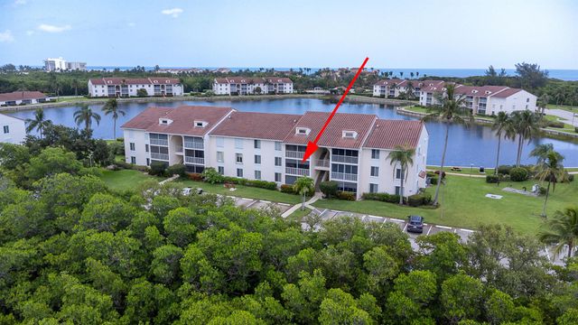4452 NE Ocean Boulevard C2, Jensen Beach, FL 34957