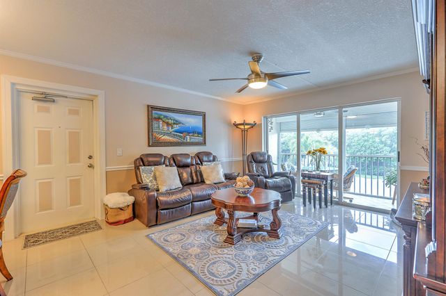 4452 NE Ocean Boulevard C2, Jensen Beach, FL 34957