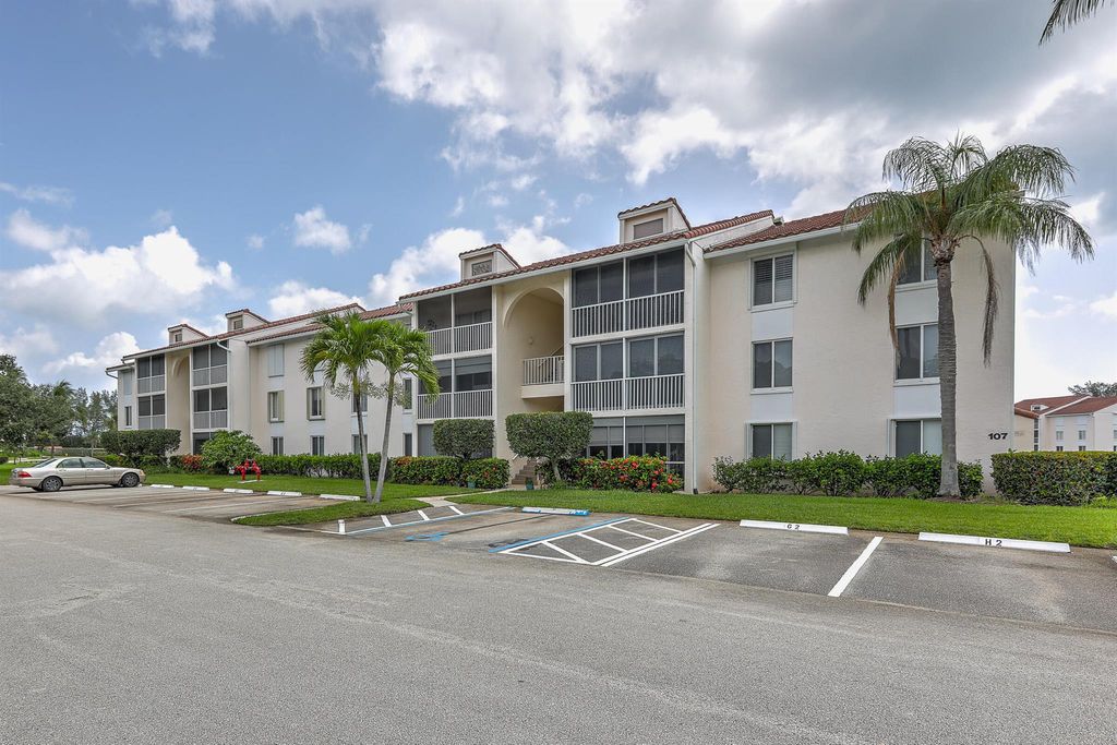 4452 NE Ocean Boulevard C2, Jensen Beach, FL 34957