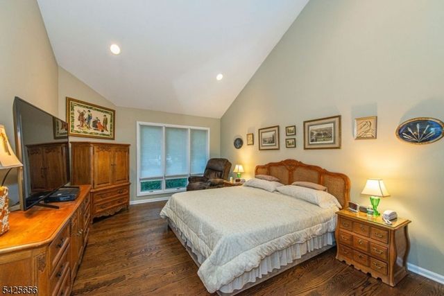 33 Waterford Dr, Montville Twp., NJ 07045
