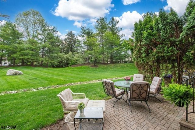 33 Waterford Dr, Montville Twp., NJ 07045