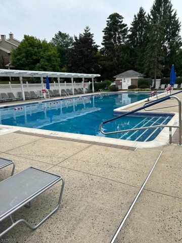 33 Waterford Dr, Montville Twp., NJ 07045