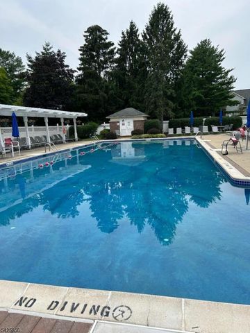 33 Waterford Dr, Montville Twp., NJ 07045