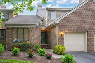 33 Waterford Dr, Montville Twp., NJ 07045