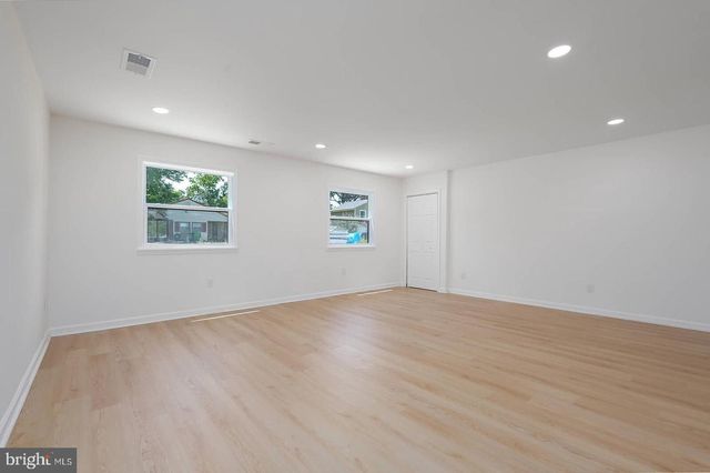 2409 MARY PL, Fort Washington, MD 20744