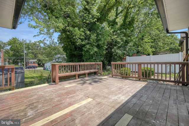 2409 MARY PL, Fort Washington, MD 20744
