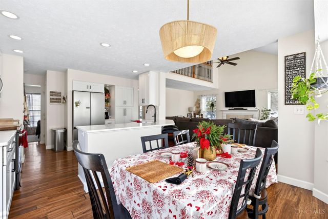 7 W Long Meadow, Springboro, OH 45066