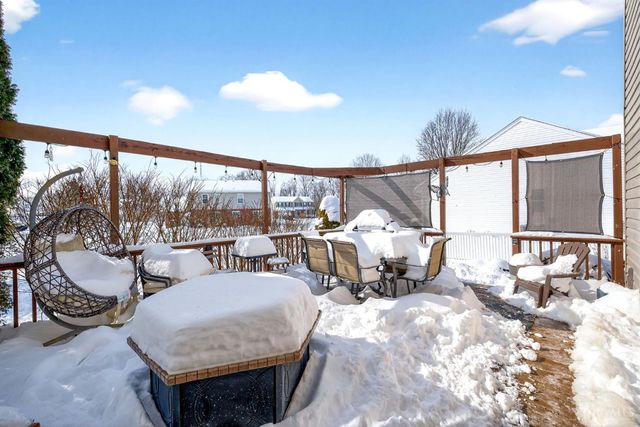 7 W Long Meadow, Springboro, OH 45066