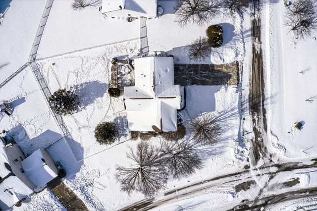 7 W Long Meadow, Springboro, OH 45066