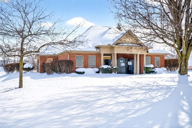 7 W Long Meadow, Springboro, OH 45066