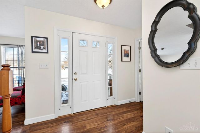 7 W Long Meadow, Springboro, OH 45066