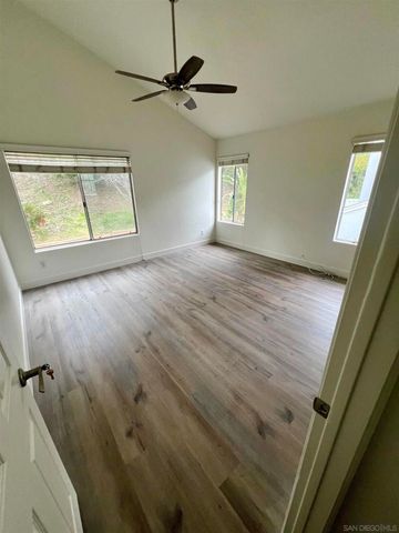 6815 Xana Way, Carlsbad, CA 92009