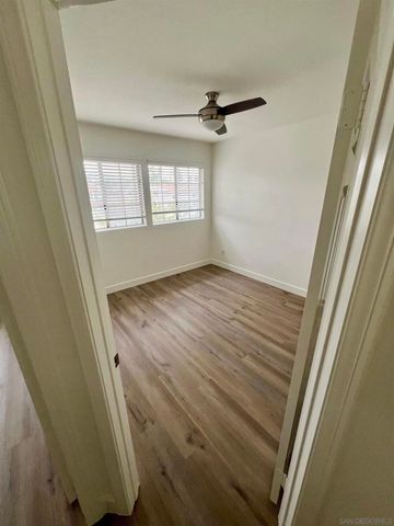 6815 Xana Way, Carlsbad, CA 92009