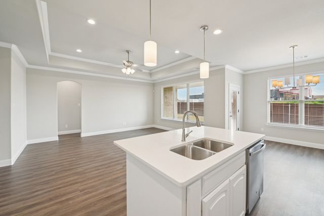 220 Cheyenne Trail, Alvarado, TX 76009