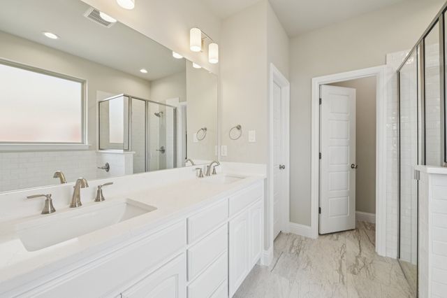 220 Cheyenne Trail, Alvarado, TX 76009