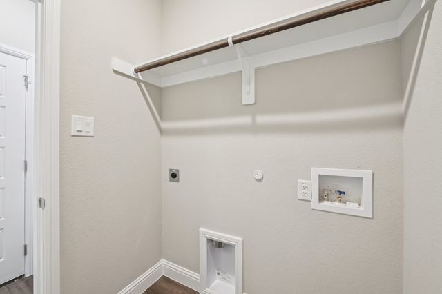 220 Cheyenne Trail, Alvarado, TX 76009