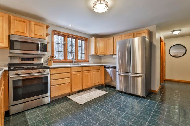 41 Dupaw Gould Road, Brookline, NH 03033