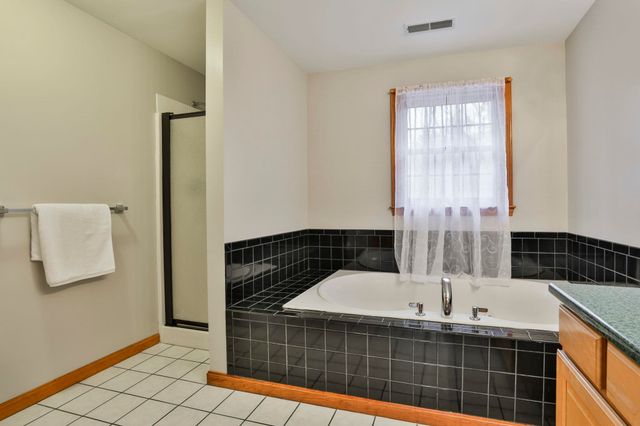 41 Dupaw Gould Road, Brookline, NH 03033