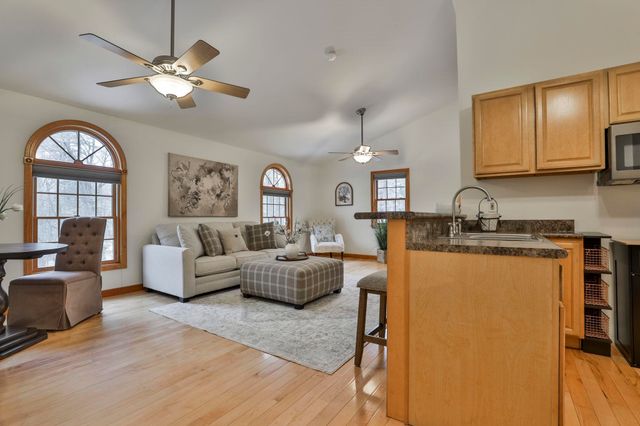 41 Dupaw Gould Road, Brookline, NH 03033