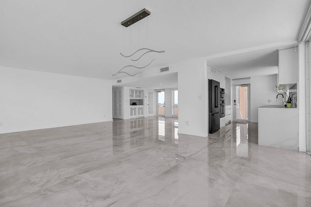 201 N Riverside Drive 802, Pompano Beach, FL 33062