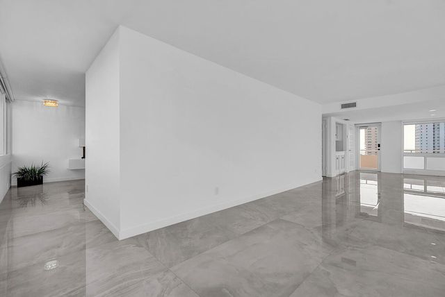 201 N Riverside Drive 802, Pompano Beach, FL 33062